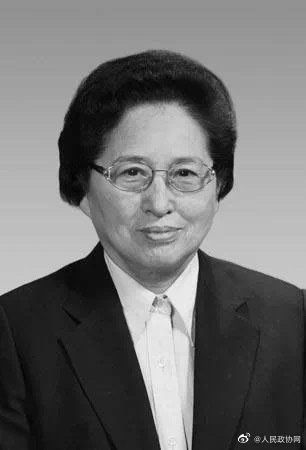 何鲁丽同志逝世
